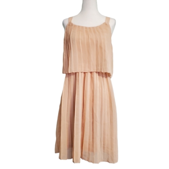 NWT Night Way Cream Pleated Dress - Picture 1 of 3